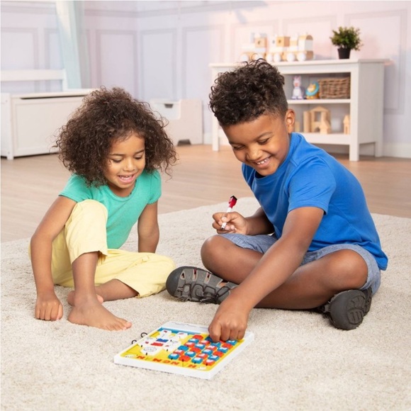 Melissa and Dough Wooden travel hangman game board - Picture 9 of 17